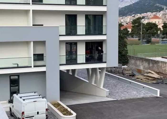 Apartmán With Shared Rooftop Pool