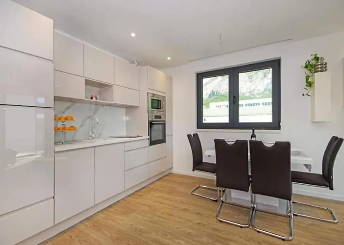 With Shared Rooftop Pool *