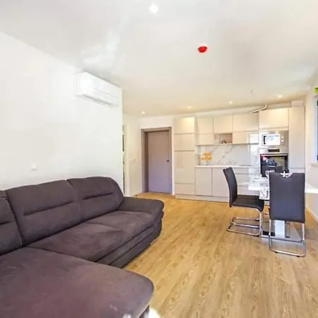 Apartment Makarska Good Location *